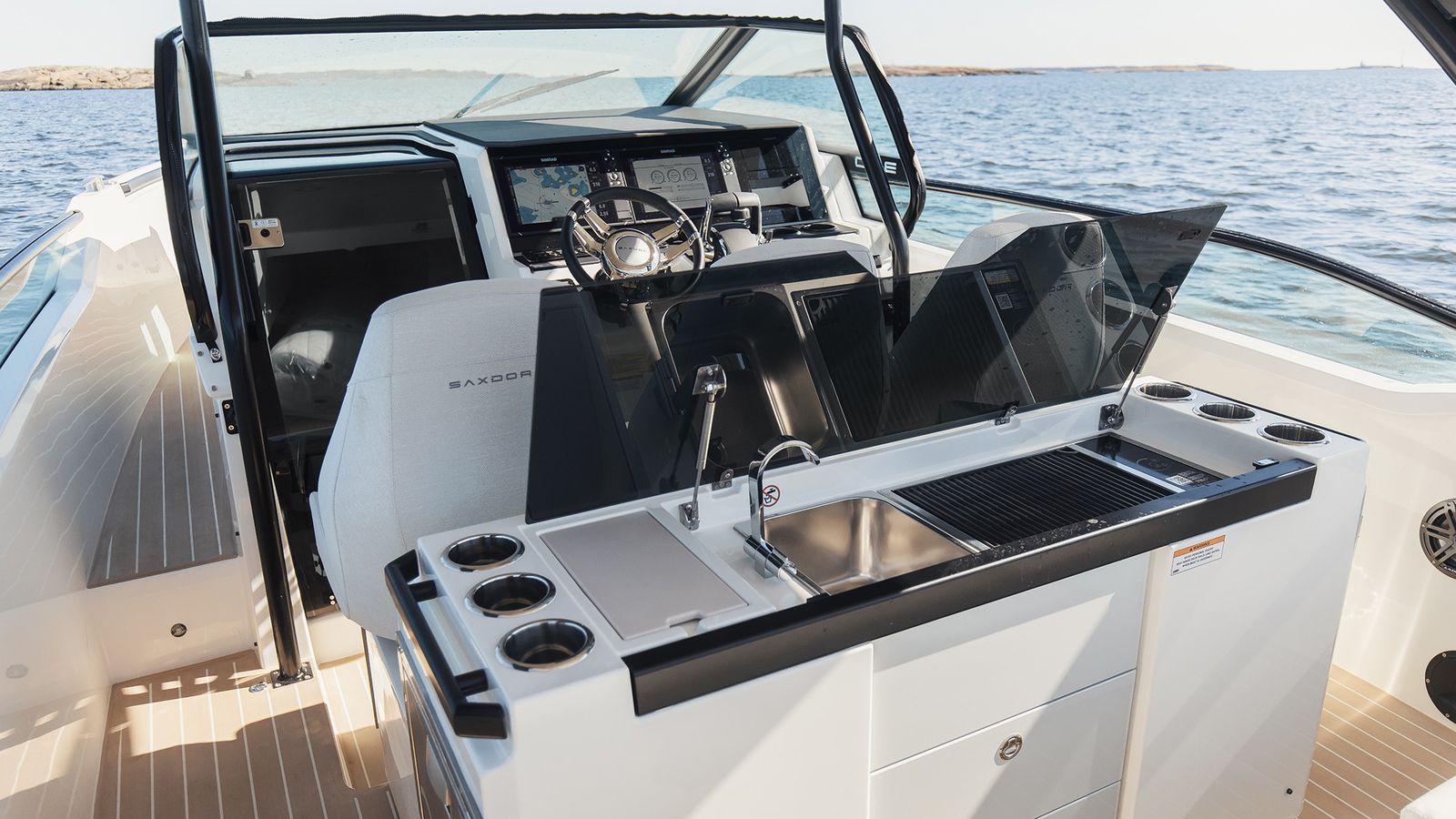 Motorcsónak bérlés Balaton – Saxdor yacht – 6. fotó